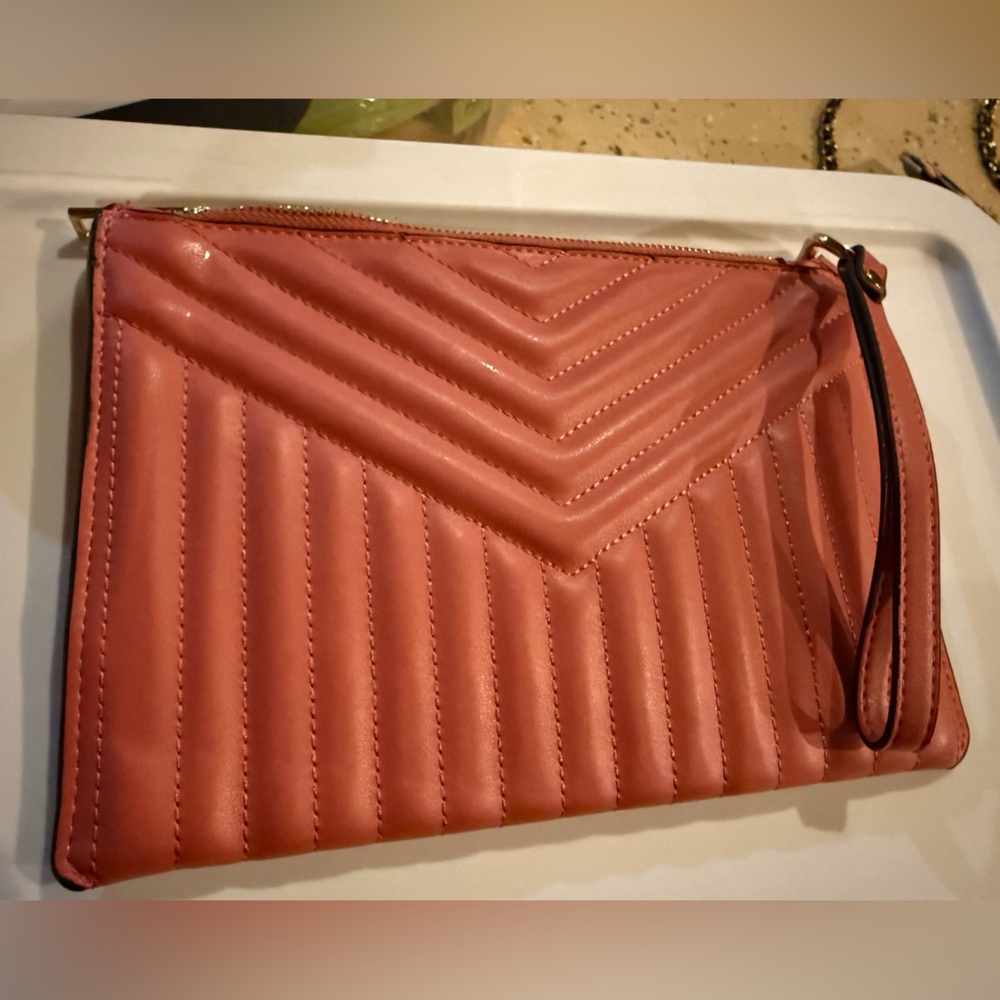 NOWT! a new day Quilted Clutch/Wristlet in Rose